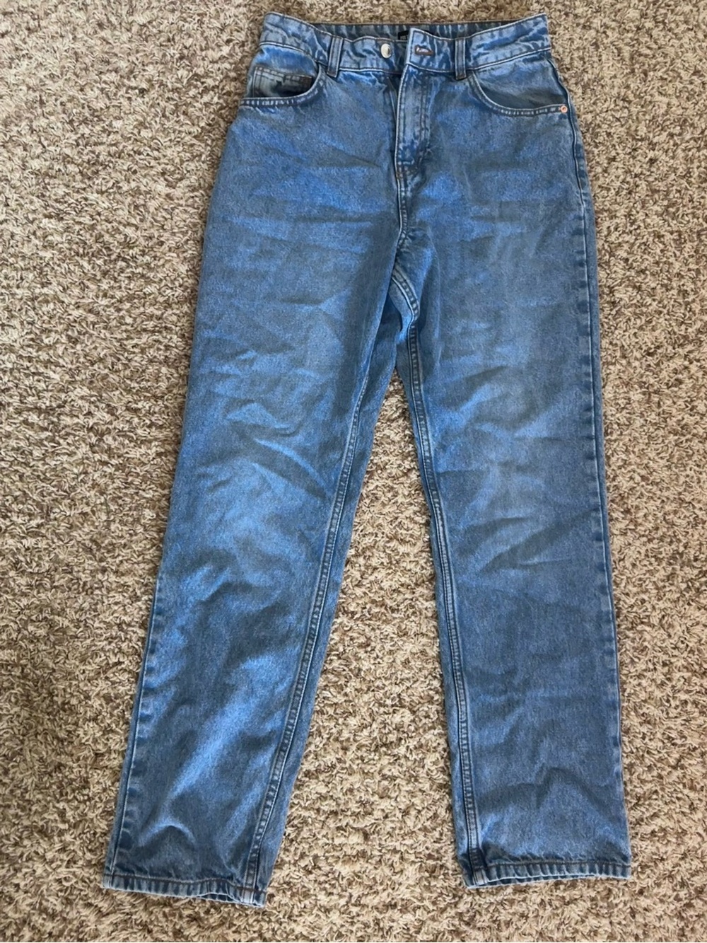 PrettyLittleThing High-Rise Blue Mom Jeans